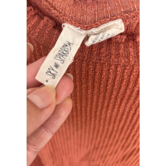 Sky and Sparrow Crop Top - Long Sleeve, Round Neck - Size Small - Picture 5 of 9